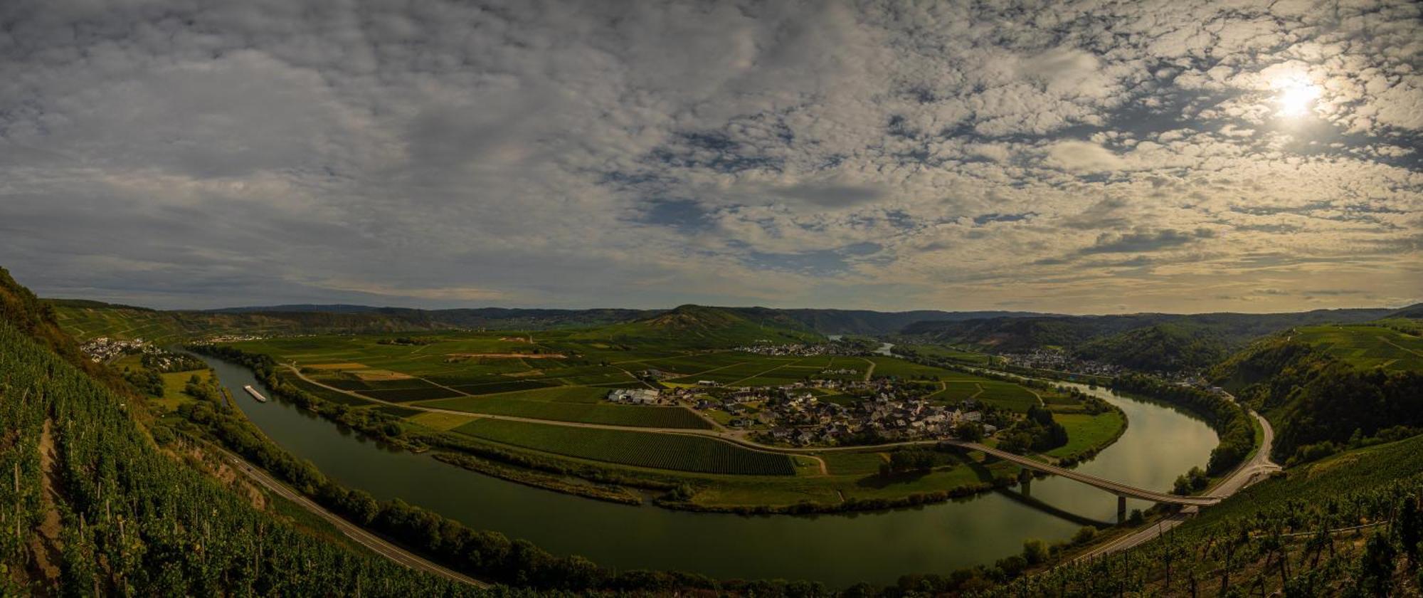 Ferienwohnung Moselherz - Urlaub Im Wein- Und Ferienort Bekond Exterior foto